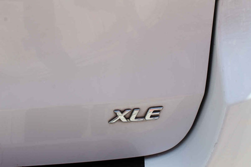 Imagen 12 de 15 de Toyota Sienna 2011 5p Xle Aut