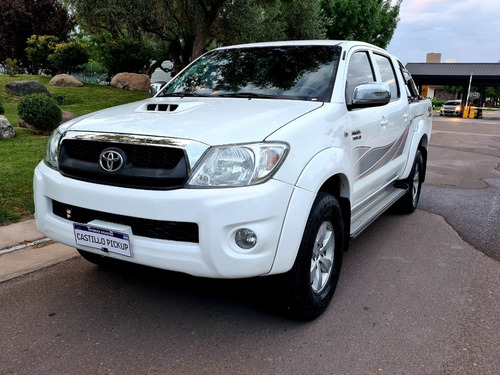 Toyota Hilux 3.0 Tdi C/d 4x4 Srv At Cuero (163cv) (l09) 2011