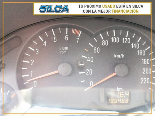 Chevrolet Corsa 2007 Gris Plata 4 Puertas