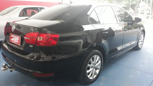 Imagem 10 de 14 de Volkswagen Jetta 2013 2.0 Comfortline Flex 4p Automática
