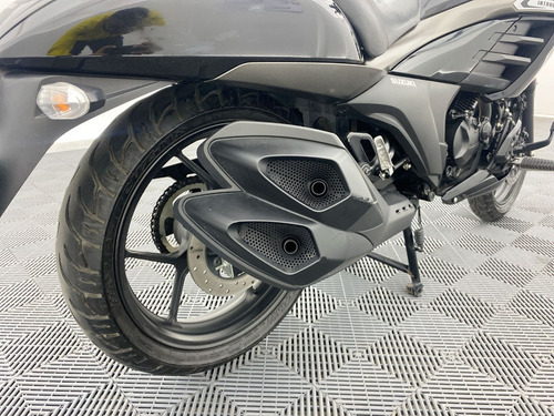Imagen 22 de 25 de Suzuki Intruder 150