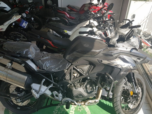 Imagen 10 de 16 de Benelli Trk 502 X En Sbk Motos