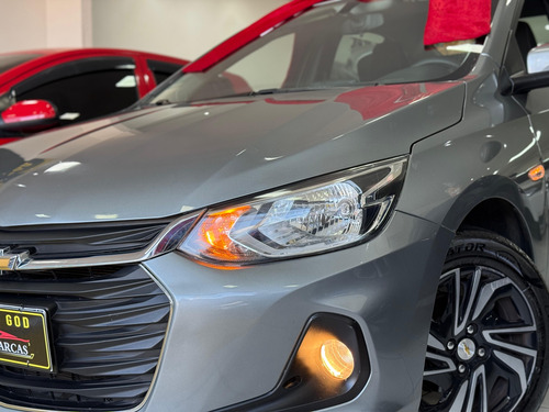 Chevrolet Onix plus 1.0 Lt 4p