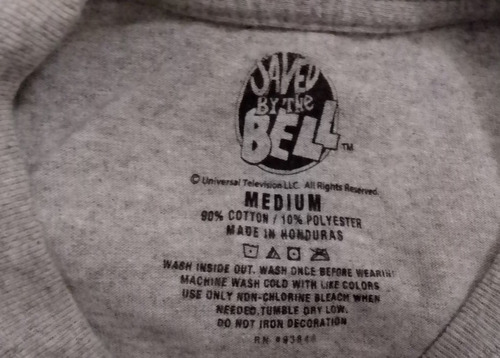 Saved By The Bell / Camiseta Gris Universal Como Nueva (Usado)
