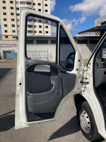 Imagem 14 de 15 de Fiat Ducato Cargo Furgão Ano 2014 Motor Novo