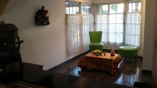 Imagen 8 de 15 de Venta - Casa 4 Amb - Lote Propio De 380m2 - Amplio Patio - Ramos Mejia