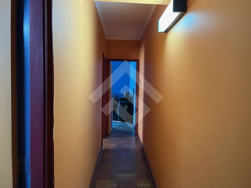 Departamento En Venta De 4 Dorm., 2 Baños En Ñuñoa