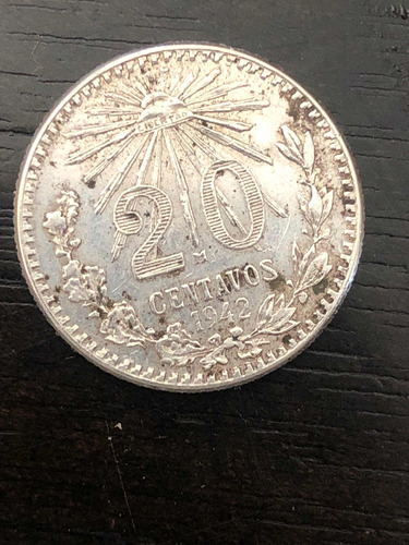 Moneda 20 Centavos Plata 0720