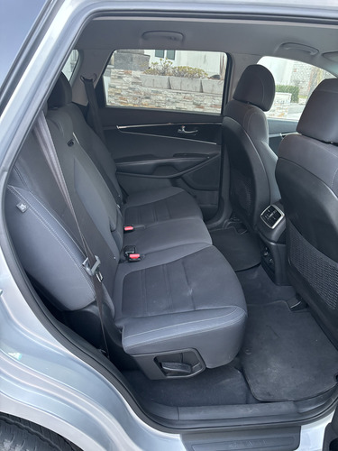Kia Sorento 2.4 Lx At