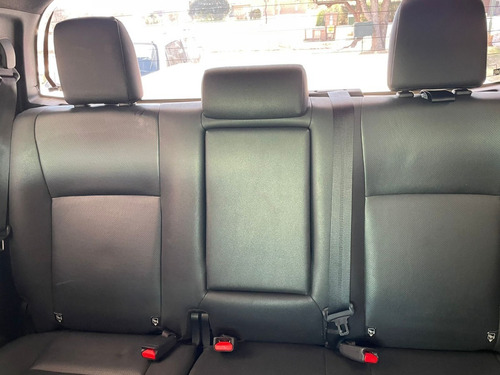 Imagen 10 de 10 de Toyota Hilux 2.8 Cd Srx 177cv 4x4 Automatica