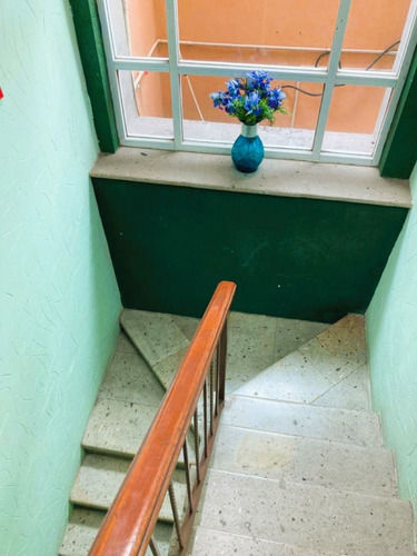 Imagen 13 de 30 de Casa En Venta En Cuajimalpa, Calle Semicerrada Y Segura, 10 Estacionamientos, Jardín Delantero
