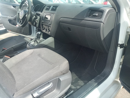 Imagen 8 de 11 de Volkswagen Jetta 2018 2.0 Tiptronic At
