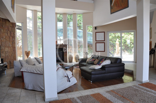 Casa En Venta En El Arrayán, Vista Insuperable Espectacular