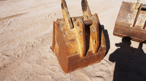 Accesorios Para Retroexcavadora Bote Grande
