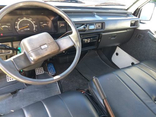 Mitsubishi L300