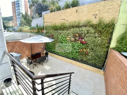 Casa Bosque De Pinos Con Terraza