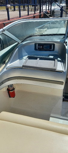 Imagen 3 de 20 de Lancha Genesis 2680 Cuddy.