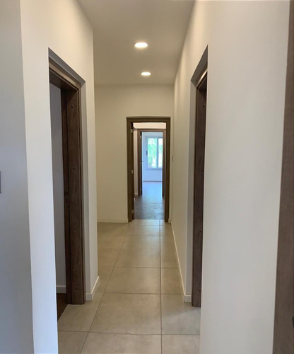Casa En Country Lomas De City Bell Alquiler