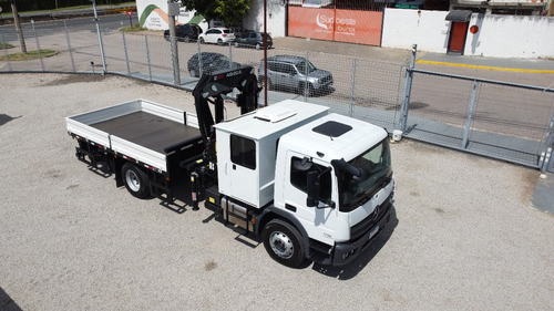 Caminhão Mb Atego 1719 Cabine Itec Munck Argos Agi20.5 2025