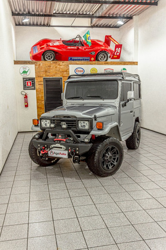 Toyota Bandeirante Ano: 2000