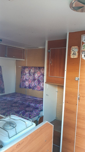 Casa Rodante 3 Mts. 4 Personas