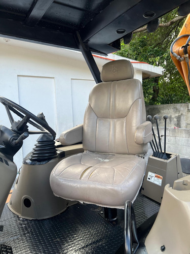 Case 580m 4x4 2008