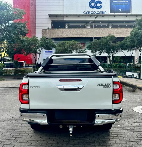 Toyota Hilux 2.8 Srv