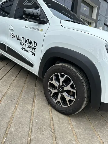 Renault Kwid 1.0 Outsider