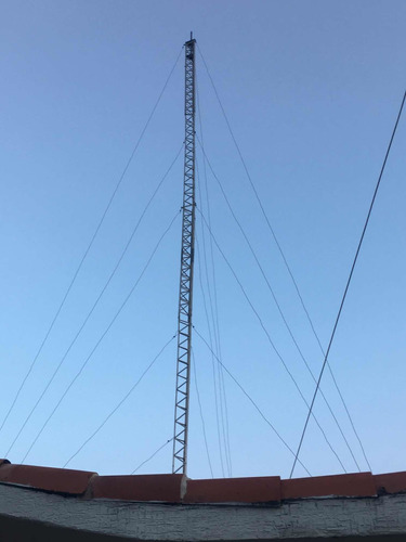 Torre De Wifi O Telecomunicaciones