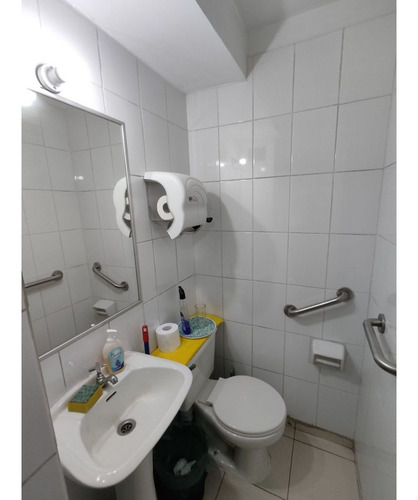 Imagen 9 de 20 de Oficina En Venta En Santiago
