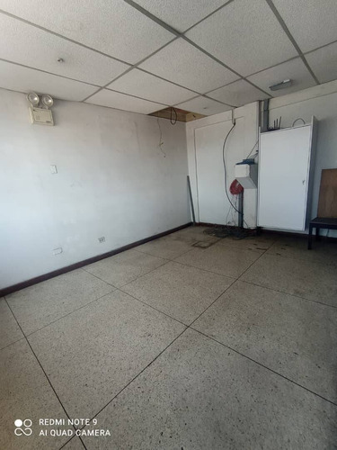 Imagen 3 de 9 de Galpon En Venta En La Zona Industrial, Valencia Carabobo