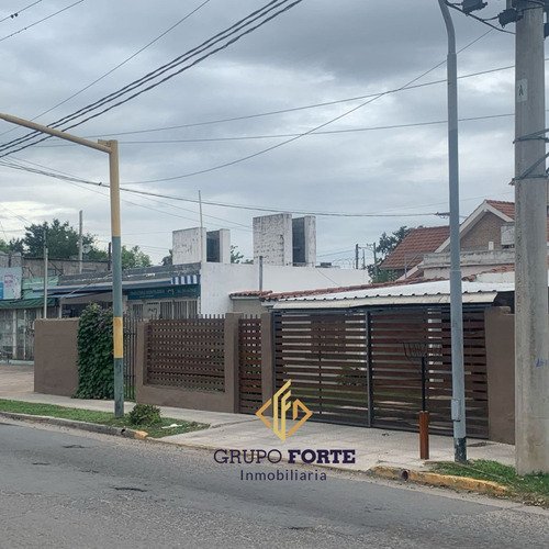 Casa Remodelada En Barrio Granja De Funes Mas Departamento