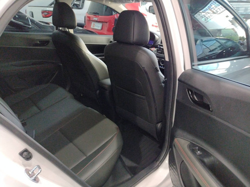 Imagem 6 de 15 de Hyundai Hb20x 1.6 16v Flex Diamond Automático