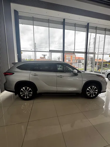 Toyota Highlander Modelo 2022 Xle Hibrida Awd