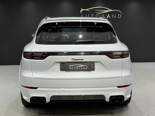 Porsche Cayenne E-Hybrid 3.0 V6 462cv