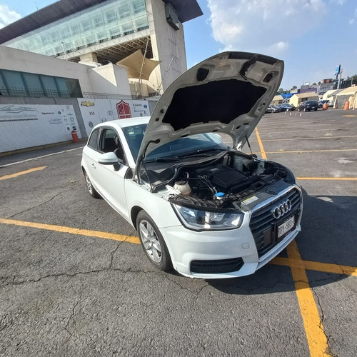 Audi A1 1.4 Urban S-tronic Dsg
