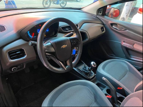Imagem 12 de 15 de Chevrolet Prisma 1.0 Mpfi Advantage 8v Flex 4p Manual