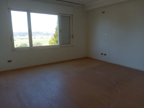Oportunidad Gran Casa En Santo Domingo, Bajo Precio Tasación