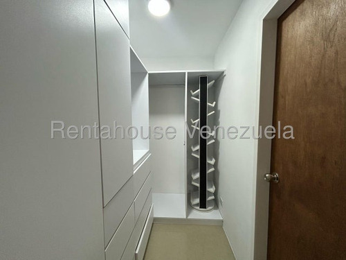 Norgelin Diaz Alquila Apartamento En El Este De Barquisimeto Con Planta Eléctrica Y Piscina Cod.25-17501