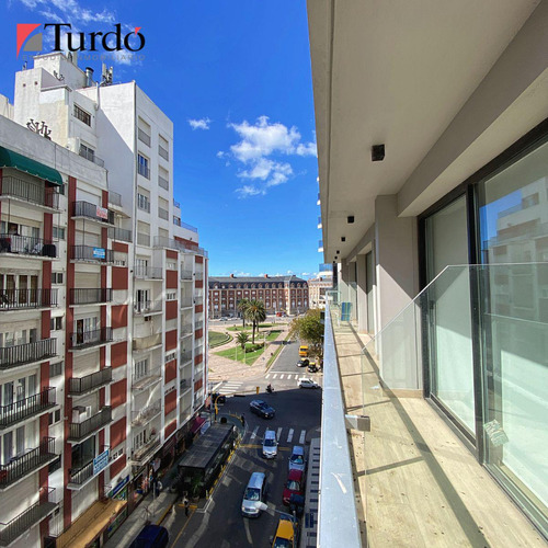 Venta Departamento 2 Ambientes En Zona Plaza Colón, Mar Del Plata.