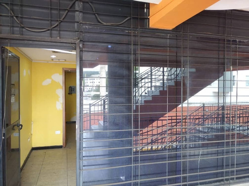 Imagen 11 de 12 de Oficina En Centro Comercial Bayona | Av. Valencia | Naguanagua | Al Lado Del Hospital Metropolitano | Of-fadima1 Marisol 04244923040