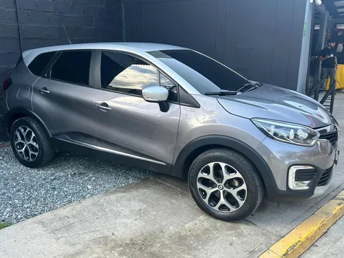 Renault Captur 2.0 Bose Automática