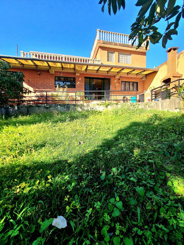 Venta Casa En La Prestigiosa Urb. Los Picachos Los Teques