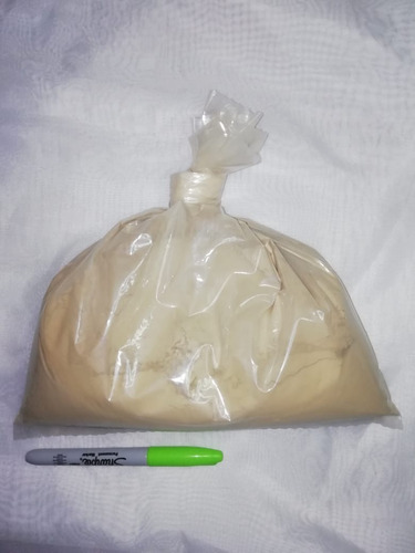 Imagen 1 de 1 de Arcilla O Barro Para Moldear Arte O Jugar Bolsa 1 Kilo