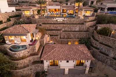 Casa Luna Escondida