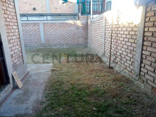 Alquiler De Tres Departamentos En Las Heras.