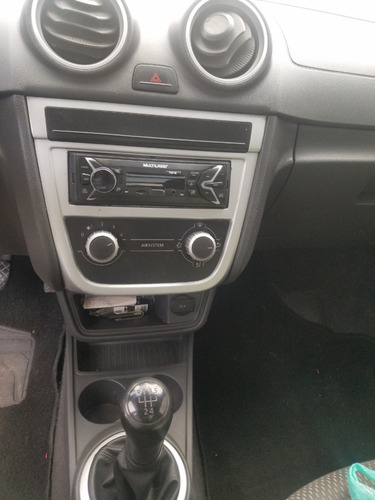 Volkswagen Saveiro 1.6 Trend Cab. Simples Total Flex 2p