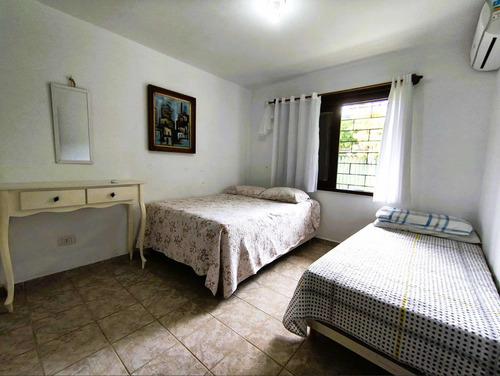 Casa Com 5 Quartos Na Prainha