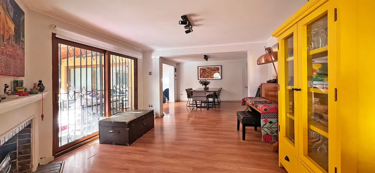 Imagen 2 de 27 de Casa Grande Reina Tradicional Metro Castillo Velasco