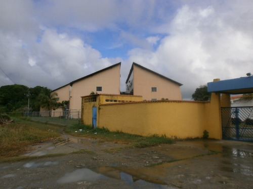 Imagen 26 de 28 de Apartamento Pb En Venta Río Chico